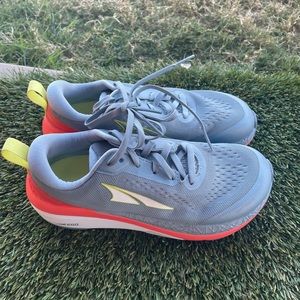 Women’s Altra Paradigam 5 Running Shoes sz 7.5